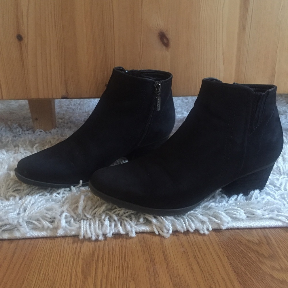 Blondo Valli waterproof booties